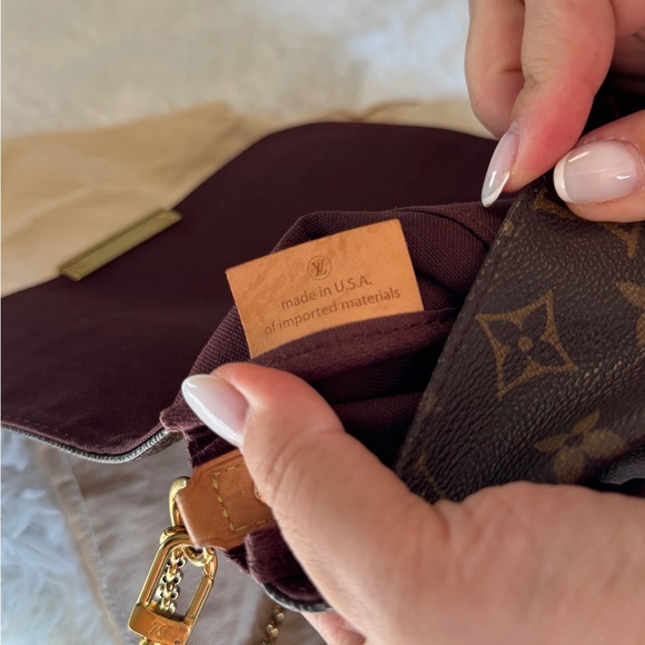 Louis Vuitton Monogram favorite MM - Picture 4 of 10